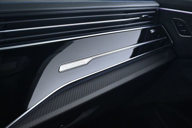 2026 Audi RS Q8 performance quattro - 23004144 - 18