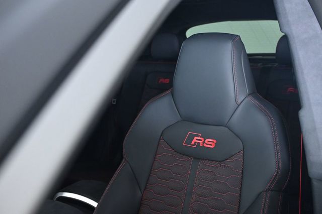 2026 Audi RS Q8 performance quattro - 23017082 - 22
