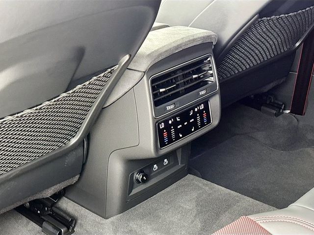 2026 Audi RS Q8 performance quattro - 23044483 - 13
