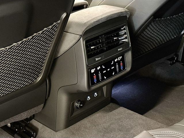 2026 Audi RS Q8 performance quattro - 23051770 - 15