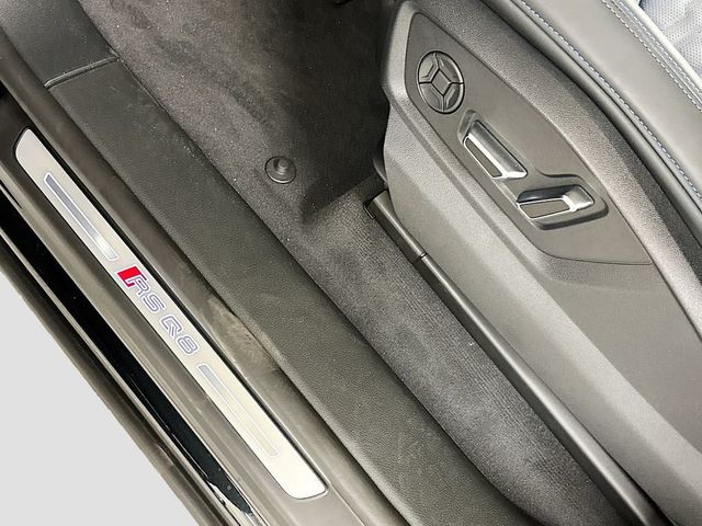 2026 Audi RS Q8 performance quattro - 23069486 - 22