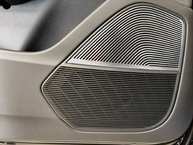 2026 Audi RS Q8 performance quattro - 23084611 - 22