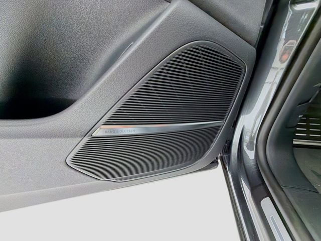 2026 Audi RS Q8 performance quattro - 22996207 - 19