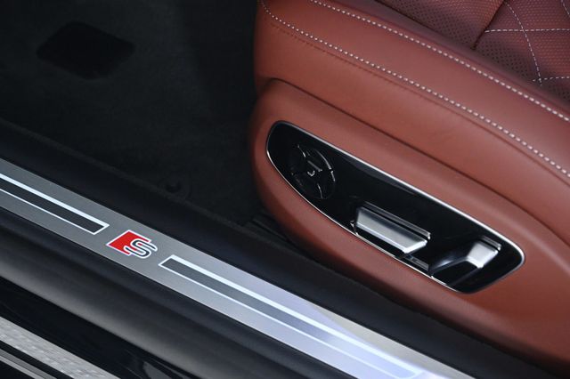 2026 Audi S8 4.0T - 22989398 - 26
