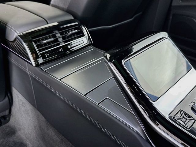 2026 Audi S8 4.0T - 23036277 - 16
