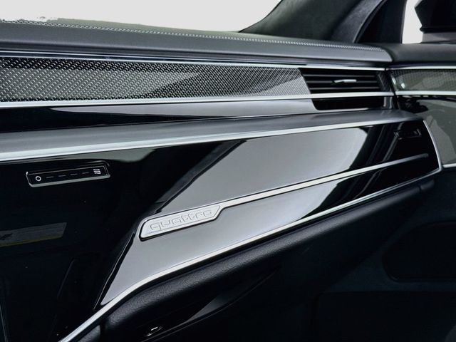 2026 Audi S8 4.0T - 23042101 - 17