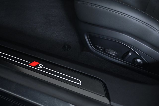 2026 Audi S e-tron GT Premium Plus quattro - 22956847 - 17