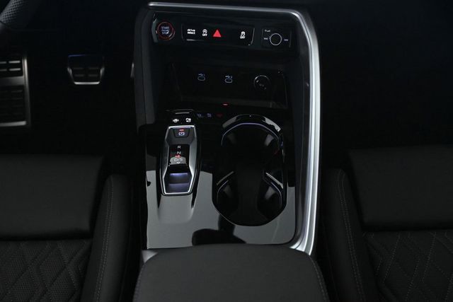 2026 Audi SQ5 Premium Plus 3.0 TFSI quattro - 23010227 - 12