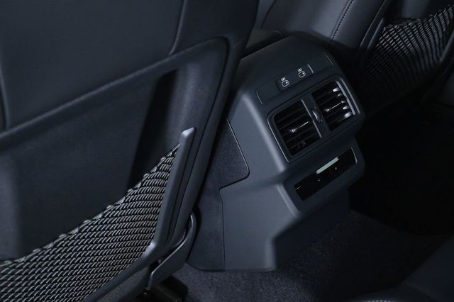 2026 Audi SQ5 Premium Plus 3.0 TFSI quattro - 23010227 - 16