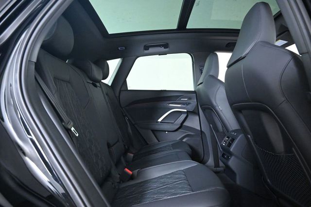 2026 Audi SQ5 Premium Plus 3.0 TFSI quattro - 23010229 - 15