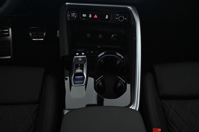 2026 Audi SQ5 Premium Plus 3.0 TFSI quattro - 23010250 - 12