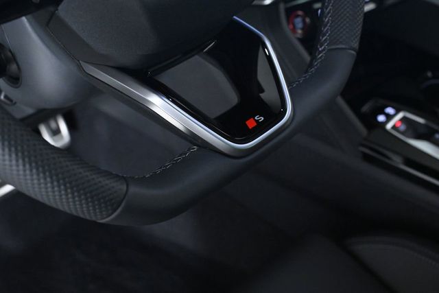 2026 Audi SQ5 Premium Plus 3.0 TFSI quattro - 23010276 - 17