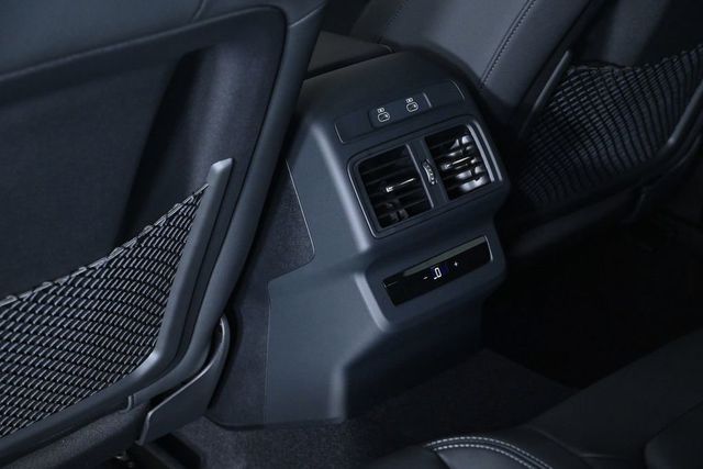 2026 Audi SQ5 Premium Plus 3.0 TFSI quattro - 23023935 - 16