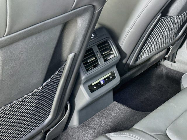 2026 Audi SQ5 Prestige 3.0 TFSI quattro - 23080428 - 16