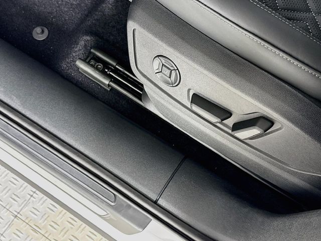 2026 Audi SQ5 Prestige 3.0 TFSI quattro - 23080483 - 18