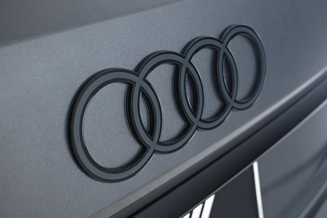 2026 Audi SQ7 Premium Plus - 22975688 - 25