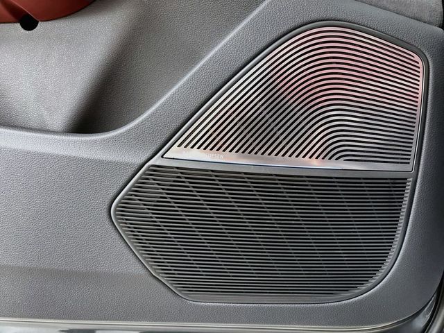 2026 Audi SQ7 Prestige - 23066860 - 22