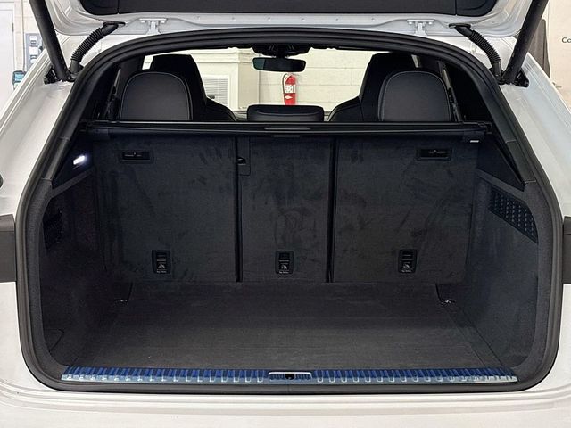 2026 Audi SQ8 Premium Plus quattro - 23051851 - 22
