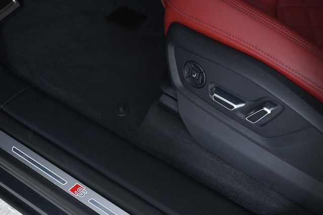 2026 Audi SQ8 Prestige quattro - 22932347 - 17