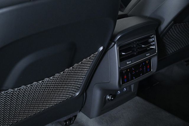 2026 Audi SQ8 Prestige quattro - 22944492 - 16