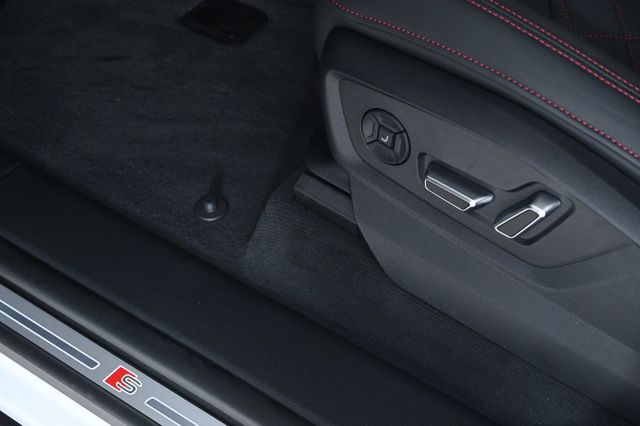 2026 Audi SQ8 Prestige quattro - 22944492 - 17