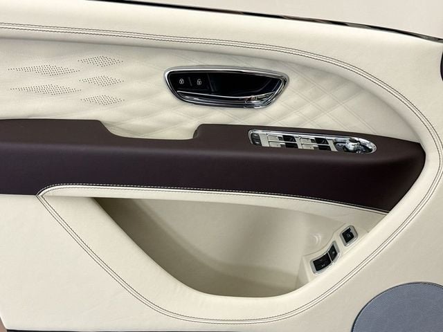 2026 Bentley Bentayga  - 23010475 - 21