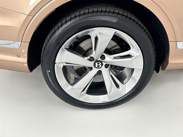 2026 Bentley Bentayga Azure V8 - 23010475 - 31