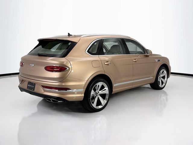 2026 Bentley Bentayga Azure V8 - 23010475 - 4