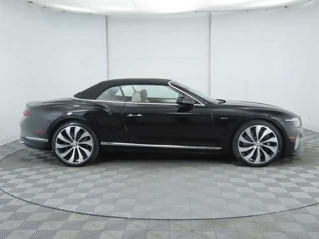 2026 Bentley Continental GTC - 22975587 - 11