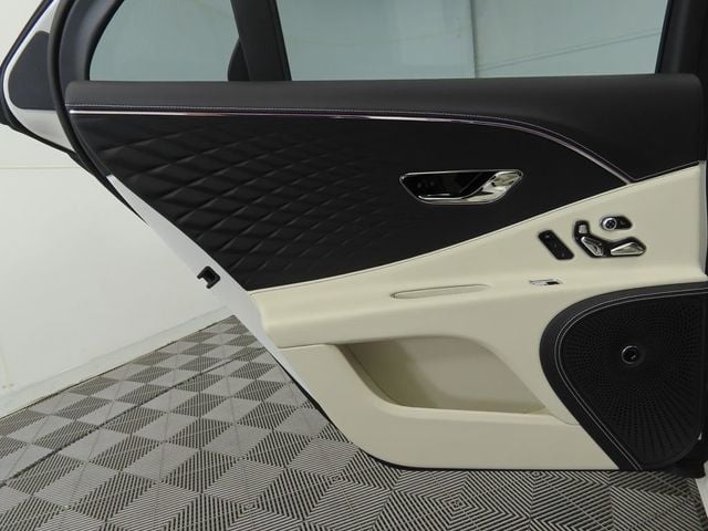 2026 Bentley Flying Spur Azure - 22909989 - 25