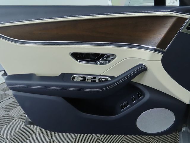 2026 Bentley Flying Spur Hybrid - 22973081 - 24