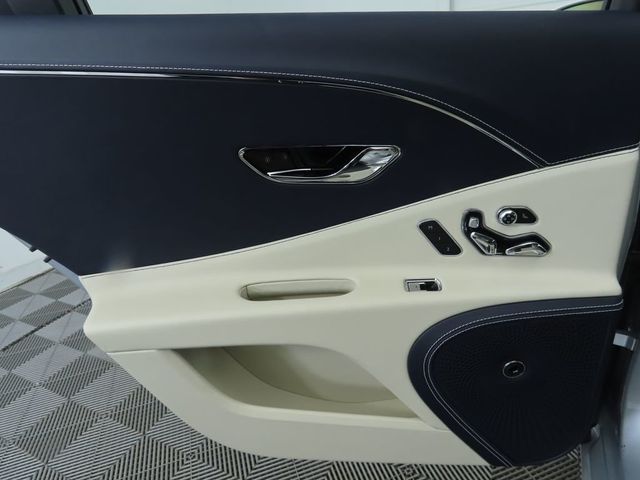 2026 Bentley Flying Spur Hybrid - 22973081 - 26