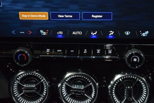 2026 Chevrolet Blazer EV FWD 4dr LT - 22951957 - 28