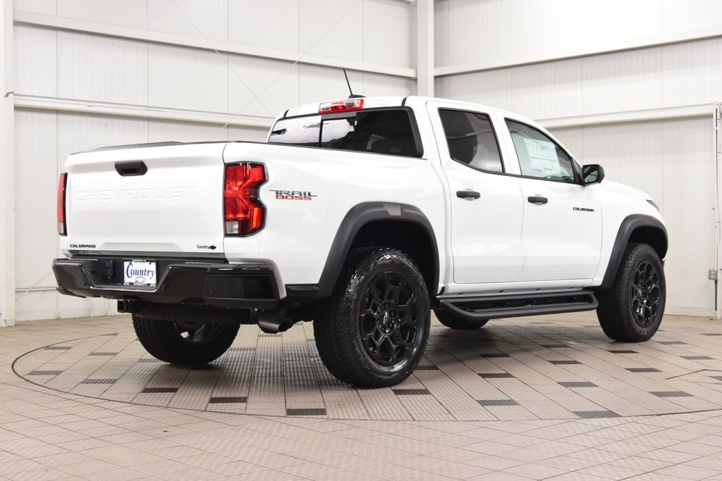 2026 Chevrolet Colorado 4WD Crew Cab Trail Boss - 23042065 - 11