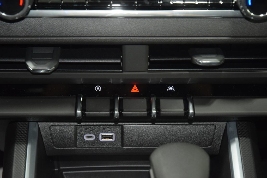 2026 Chevrolet Colorado 4WD Crew Cab Trail Boss - 23042067 - 31