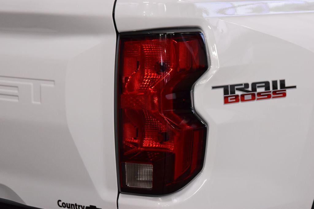 2026 Chevrolet Colorado 4WD Crew Cab Trail Boss - 23052337 - 18