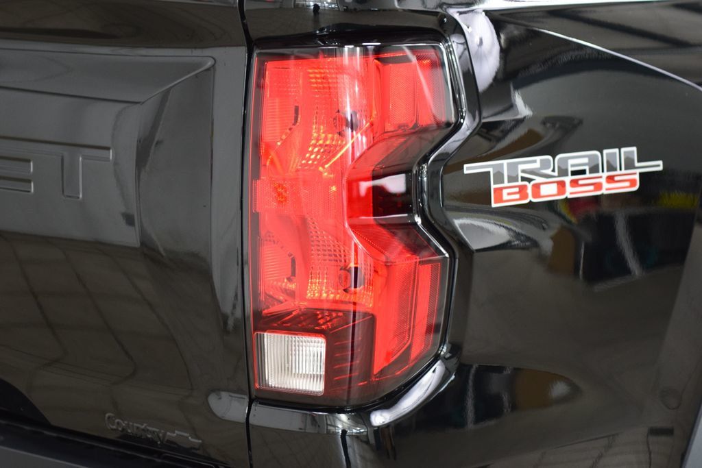 2026 Chevrolet Colorado 4WD Crew Cab Trail Boss - 23052342 - 18