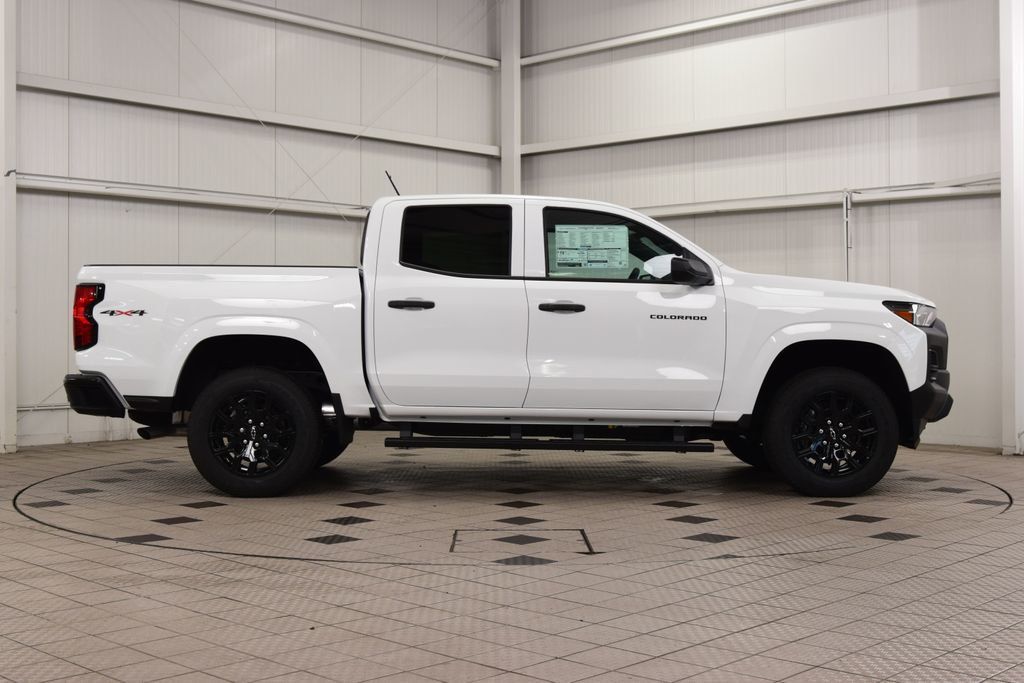 2026 Chevrolet Colorado 4WD Crew Cab WT - 23048065 - 8