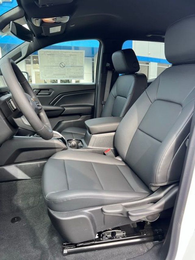 2026 Chevrolet Colorado 4WD Crew Cab WT - 23030765 - 8
