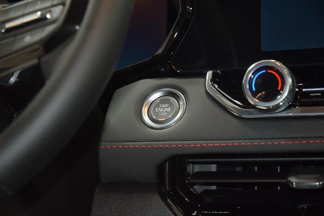 2026 Chevrolet Colorado 4WD Crew Cab Z71 - 22983946 - 33