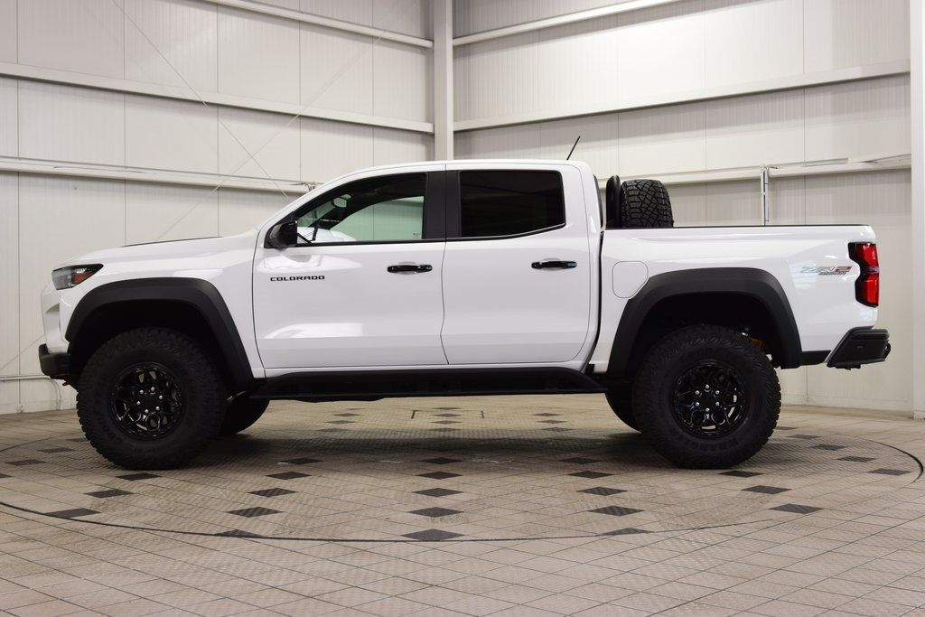 2026 Chevrolet Colorado 4WD Crew Cab ZR2 - 22962566 - 3