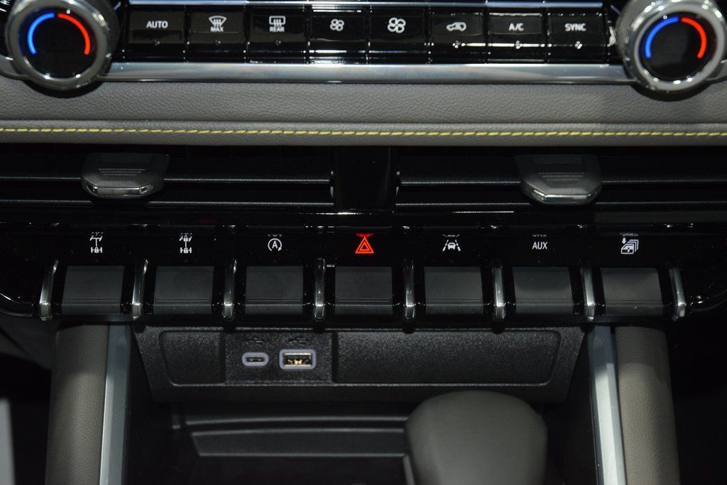 2026 Chevrolet Colorado 4WD Crew Cab ZR2 - 22984515 - 36