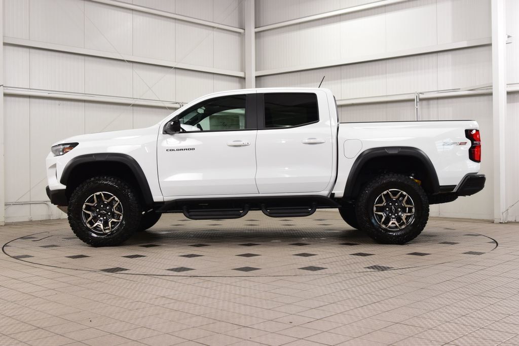 2026 Chevrolet Colorado 4WD Crew Cab ZR2 - 23038301 - 3