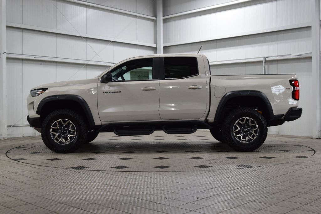 2026 Chevrolet Colorado 4WD Crew Cab ZR2 - 23038306 - 3