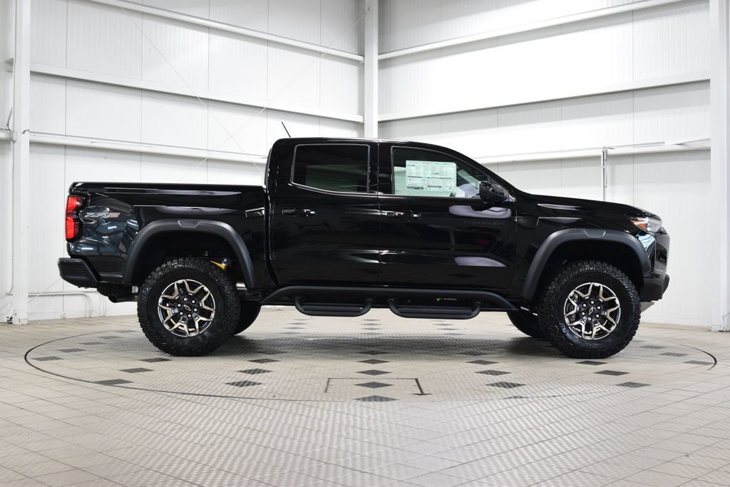 2026 Chevrolet Colorado 4WD Crew Cab ZR2 - 23041629 - 8