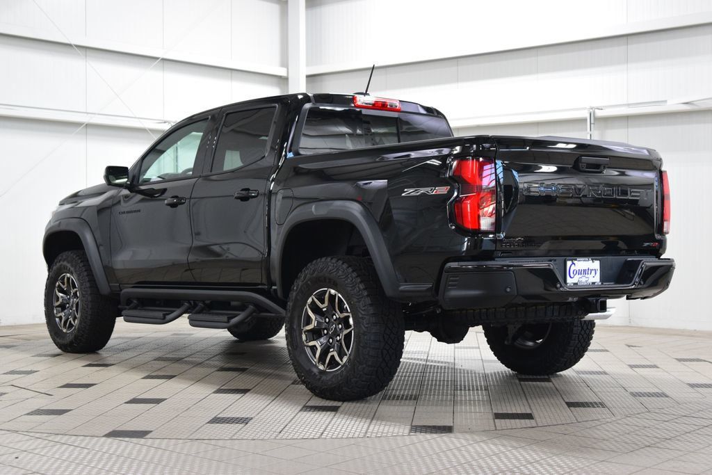2026 Chevrolet Colorado 4WD Crew Cab ZR2 - 23047574 - 5