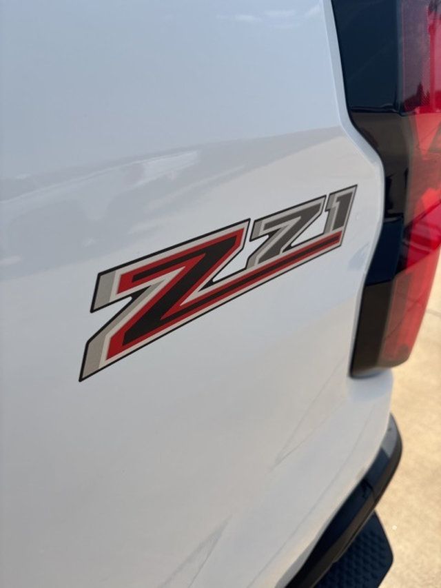 2026 Chevrolet Colorado Crew Cab Short Box 4-Wheel Drive Z71 - 22894637 - 19