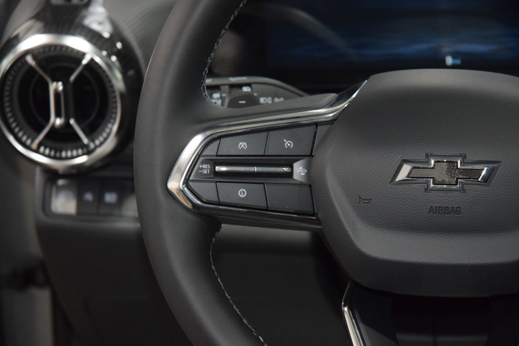 2026 Chevrolet Equinox FWD 4dr LT w/1LT - 22988330 - 32