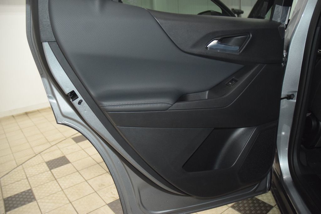 2026 Chevrolet Equinox FWD 4dr LT w/1LT - 22988330 - 37