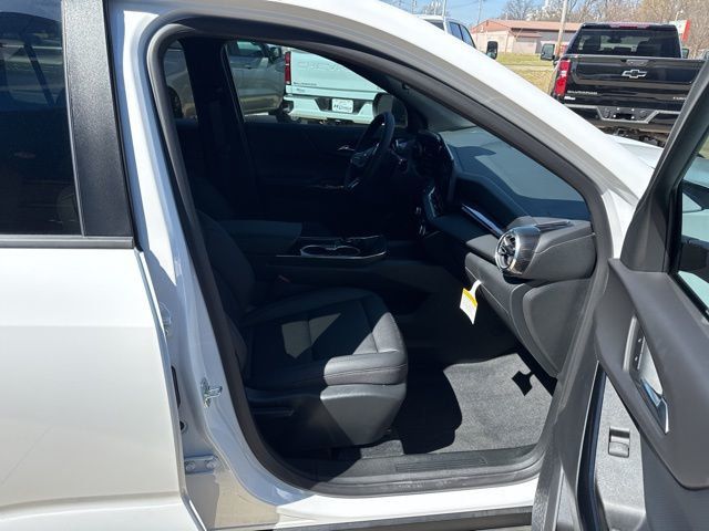 2026 Chevrolet Equinox FWD 4dr LT w/1LT - 22999791 - 12